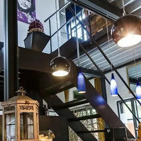 Wohnen In Authentischem Loft Apartamento *